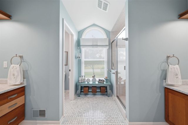 5040 Grande View Lane, Jackson, MI 49201