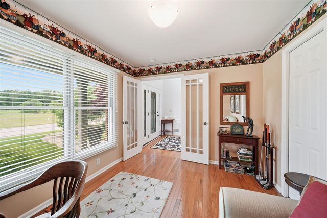 5040 Grande View Lane, Jackson, MI 49201