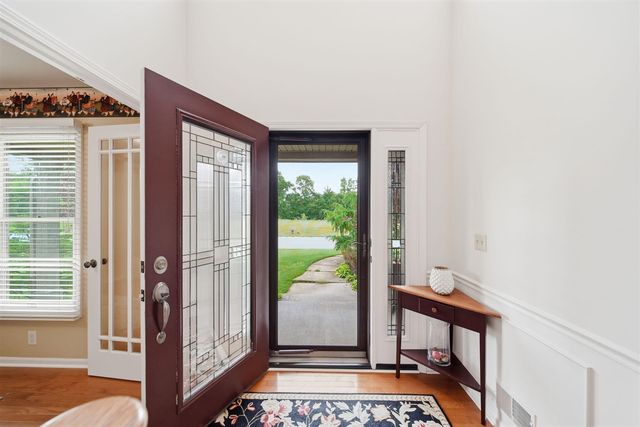 5040 Grande View Lane, Jackson, MI 49201