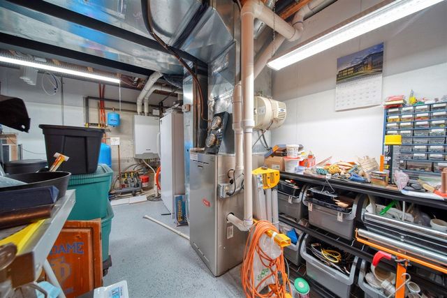 5040 Grande View Lane, Jackson, MI 49201