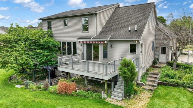 5040 Grande View Lane, Jackson, MI 49201