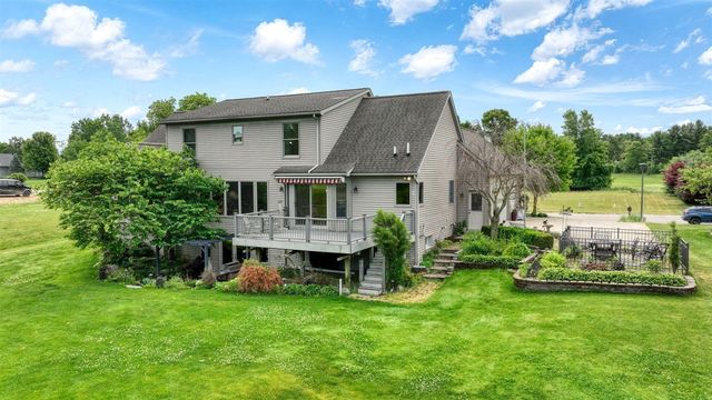 5040 Grande View Lane, Jackson, MI 49201