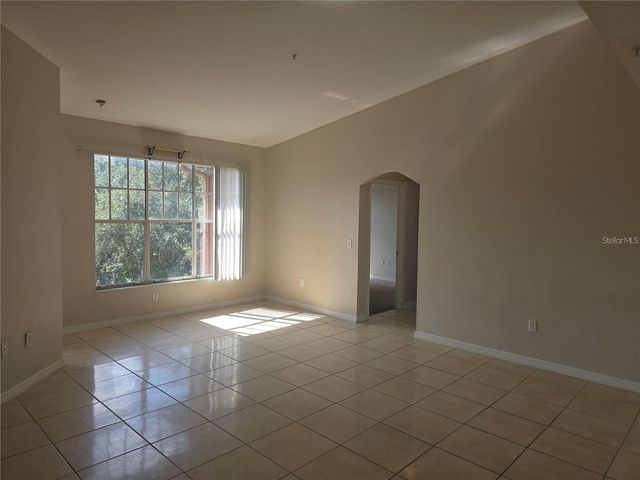 5566 METROWEST BOULEVARD 303, Orlando, FL 32811