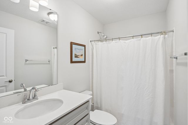 557 Steinbeck Place, Carmel, IN 46032