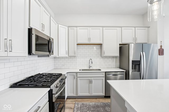 557 Steinbeck Place, Carmel, IN 46032