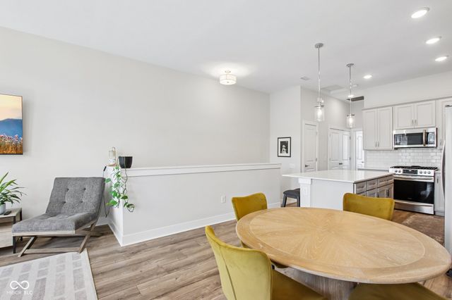 557 Steinbeck Place, Carmel, IN 46032