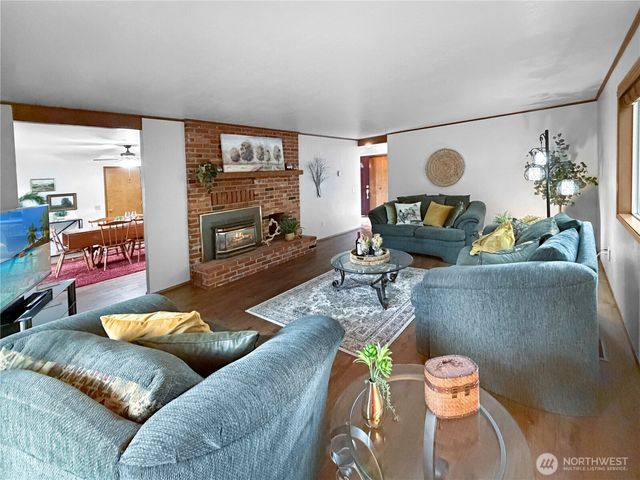 3815 Hillview Court NW, Olympia, WA 98502