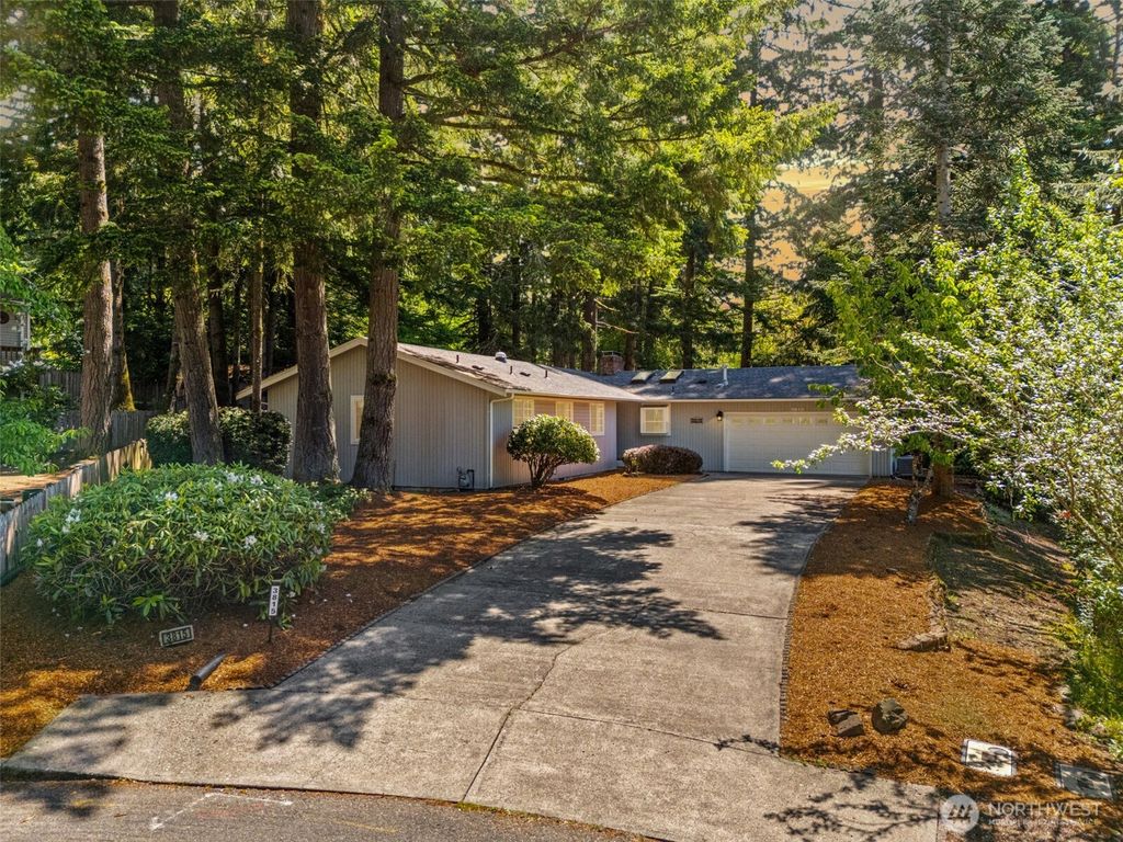 3815 Hillview Court NW, Olympia, WA 98502