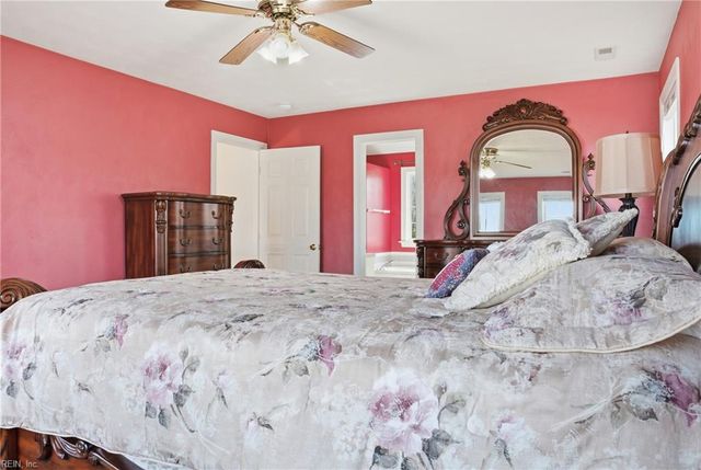 1413 Mill Point CT, Suffolk, VA 23434