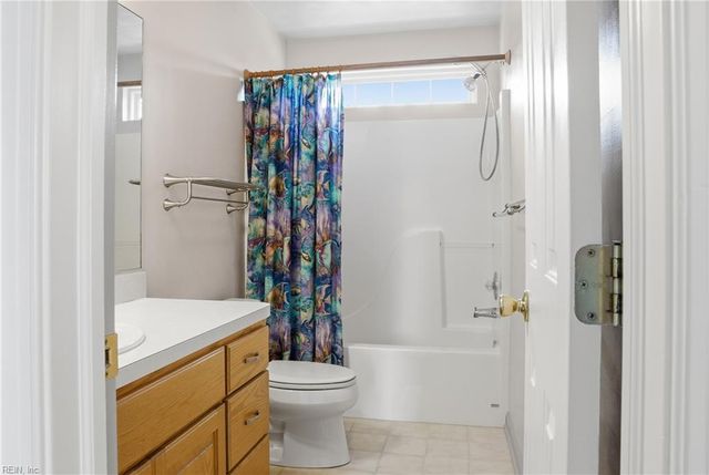 1413 Mill Point CT, Suffolk, VA 23434