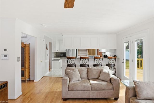 1413 Mill Point CT, Suffolk, VA 23434