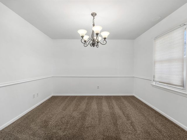 404 Shamrock Dr, Boiling Springs, SC 29316