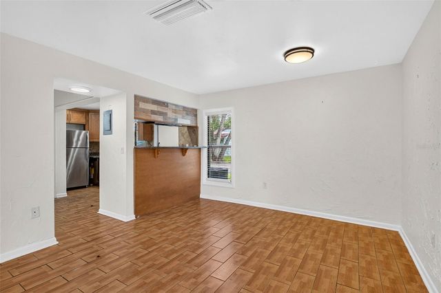 5627 ASHLEY OAKS DRIVE 2, Tampa, FL 33617