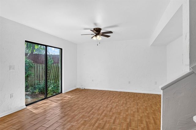 5627 ASHLEY OAKS DRIVE 2, Tampa, FL 33617