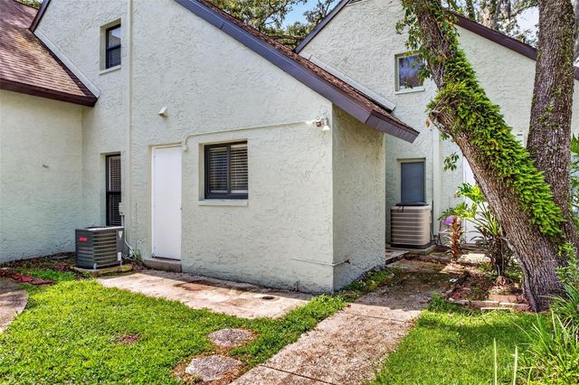 5627 ASHLEY OAKS DRIVE 2, Tampa, FL 33617