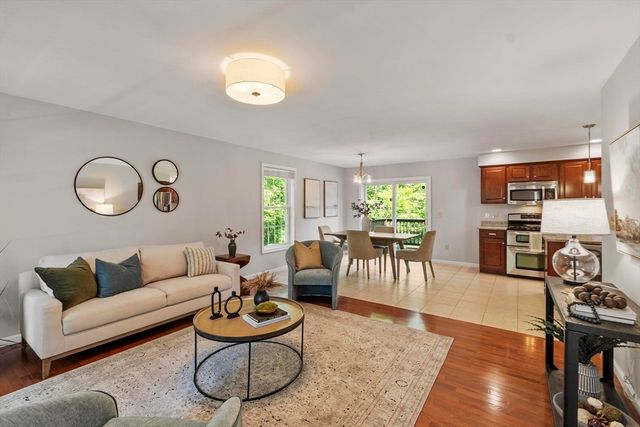 42 Ballard Street, Tewksbury, MA 01876