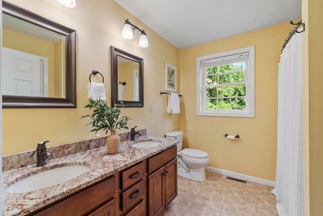 42 Ballard Street, Tewksbury, MA 01876