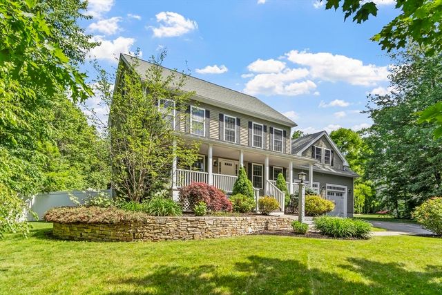 42 Ballard Street, Tewksbury, MA 01876