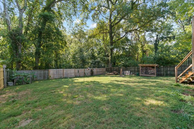 223 Graylynn Dr, Nashville, TN 37214