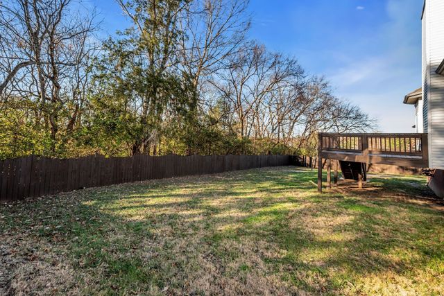 5504 Brookshire Dr, Nashville, TN 37211