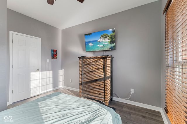 6212 N Woods Edge Drive, Mccordsville, IN 46055