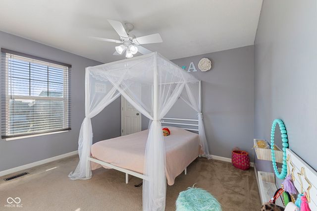 6212 N Woods Edge Drive, Mccordsville, IN 46055