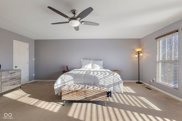 6212 N Woods Edge Drive, Mccordsville, IN 46055