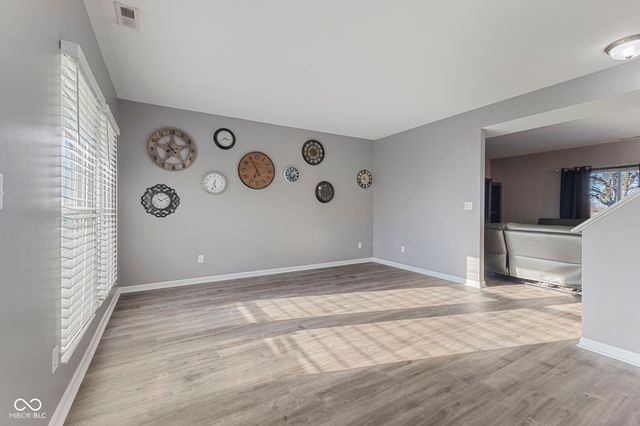 6212 N Woods Edge Drive, Mccordsville, IN 46055