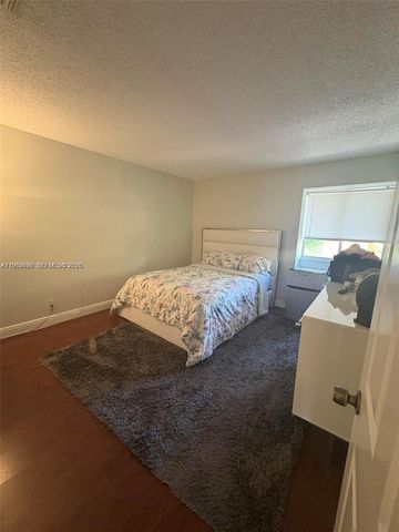 4520 NW 52nd St, Coconut Creek, FL 33073