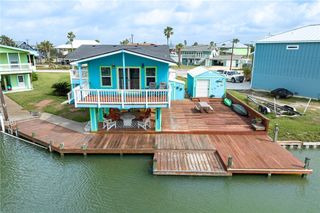 106 Bayshore Circ, Ingleside On The Bay, TX 78362