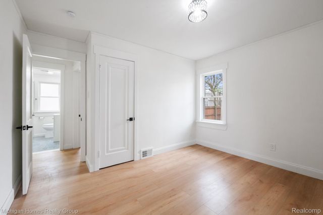 235 Flowerdale Street, Ferndale, MI 48220