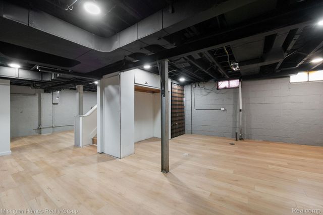 235 Flowerdale Street, Ferndale, MI 48220