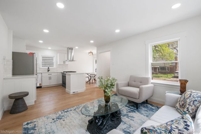 235 Flowerdale Street, Ferndale, MI 48220