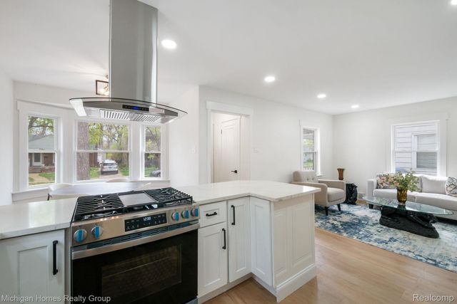 235 Flowerdale Street, Ferndale, MI 48220