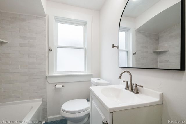 235 Flowerdale Street, Ferndale, MI 48220