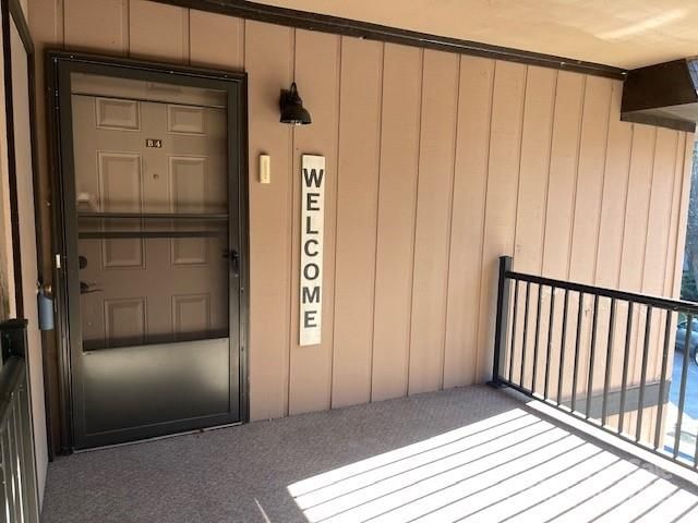 11 Lake Drive B4, Laurel Park, NC 28739