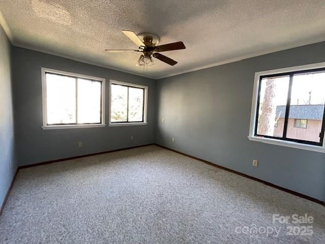 11 Lake Drive B4, Laurel Park, NC 28739