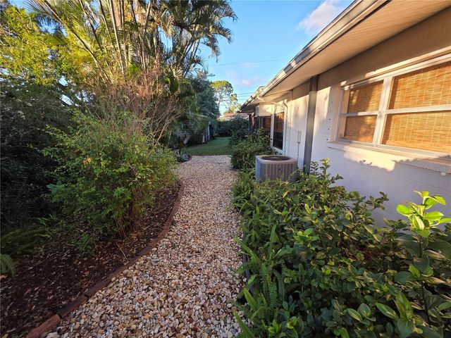 4718 CRYSTAL AVENUE, Sarasota, FL 34231