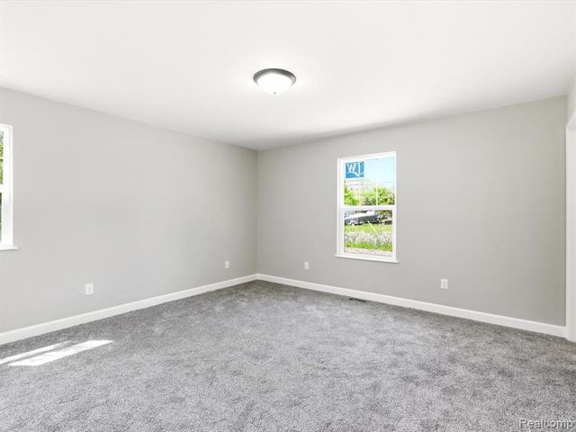 2971 Beach Road, Port Huron, MI 48060