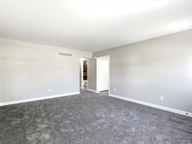 2971 Beach Road, Port Huron, MI 48060