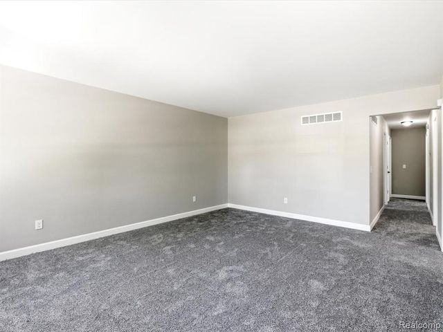 2971 Beach Road, Port Huron, MI 48060