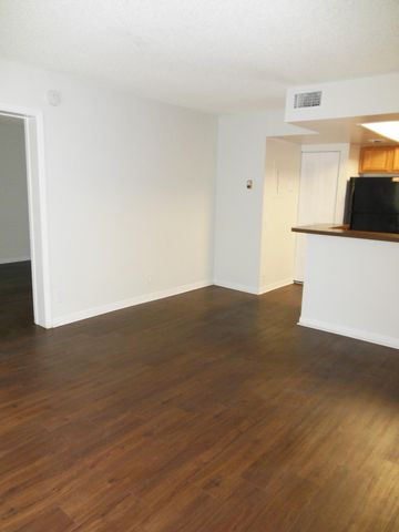 708 Executive Center Drive 24, West Palm Beach, FL 33401