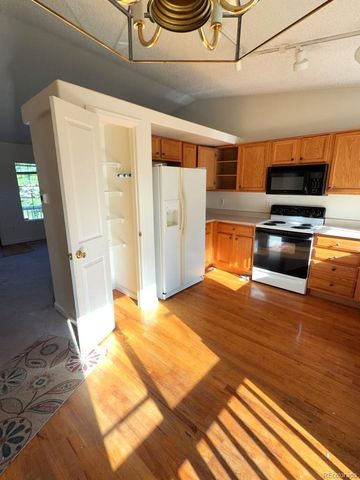 2630 S Halifax Street, Aurora, CO 80013