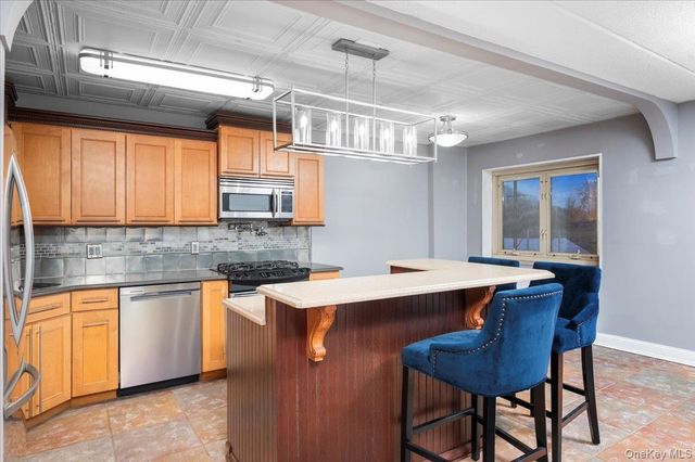 480 Halstead Avenue 5M, Harrison, NY 10528