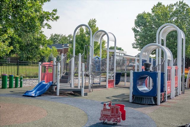 480 Halstead Avenue 5M, Harrison, NY 10528