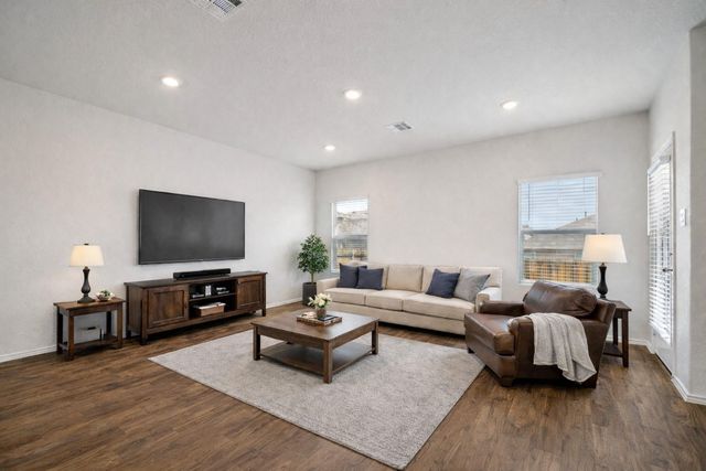 161 Roanwood DR, San Marcos, TX 78666