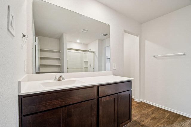 161 Roanwood DR, San Marcos, TX 78666