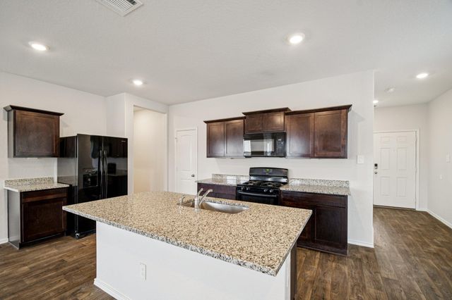 161 Roanwood DR, San Marcos, TX 78666