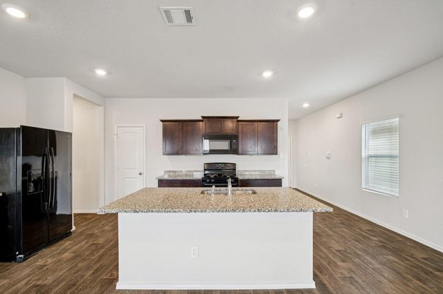 161 Roanwood DR, San Marcos, TX 78666