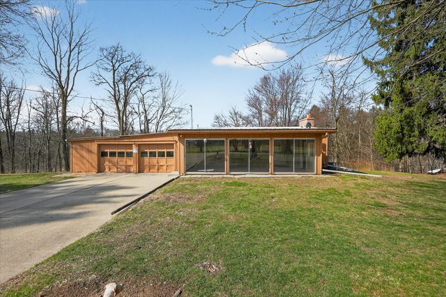 7091 Ann Arbor Road, Leoni Twp, MI 49201